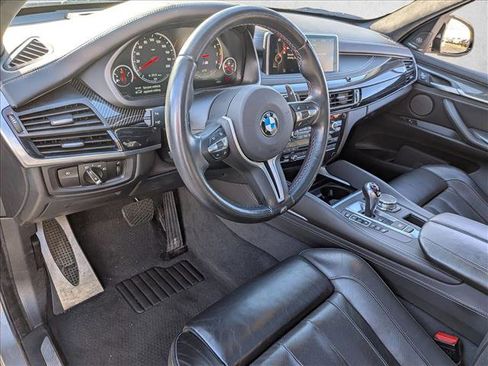 Used 2016 BMW X5 M image 9