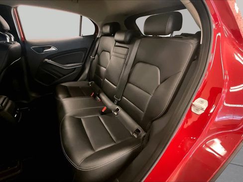 Used 2015 Mercedes-Benz GLA 250 image 18