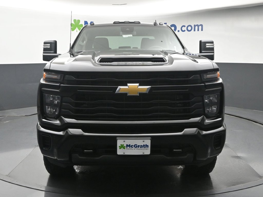 New 2026 Chevrolet Silverado 2500 Custom w/ Custom Value Package AWD/4WD image 6