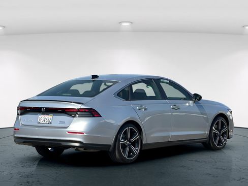 Certified 2025 Honda Accord Sport image 6