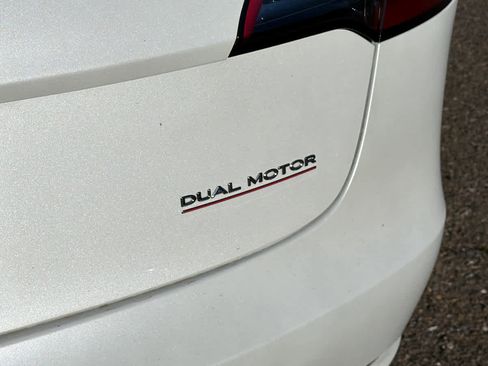 Used 2023 Tesla Model 3 Performance image 19