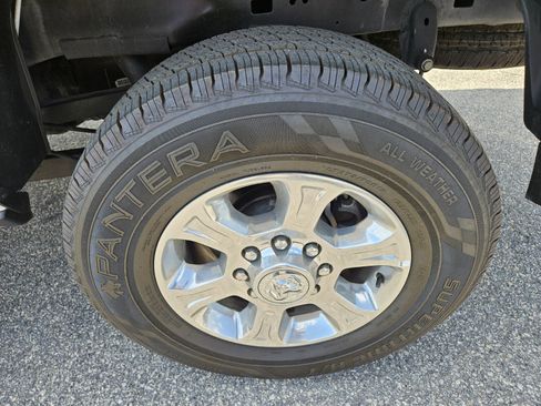 Used 2024 RAM 2500 Big Horn AWD/4WD image 14