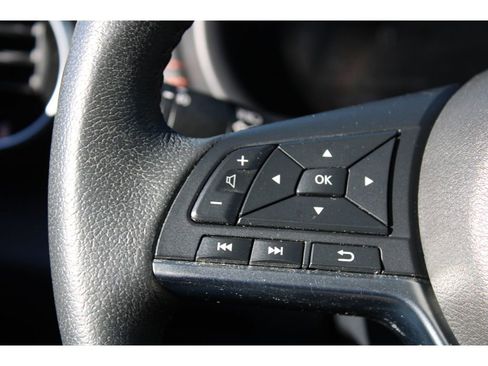 Used 2024 Nissan Kicks SR image 20