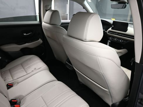 Used 2023 Honda HR-V EX-L image 47