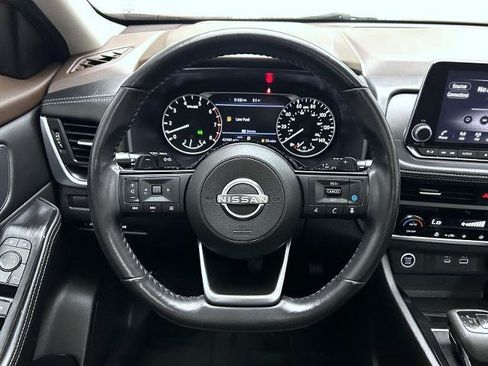 Certified 2023 Nissan Rogue SV w/ SV Premium B Package AWD/4WD image 12