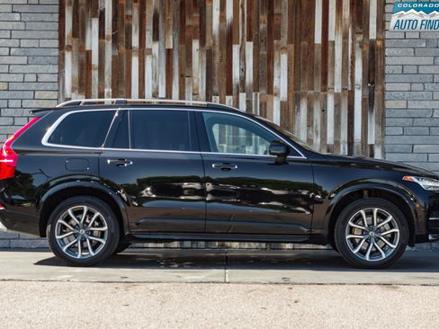 Used 2018 Volvo XC90 T6 Momentum w/ Convenience Package AWD/4WD image 8
