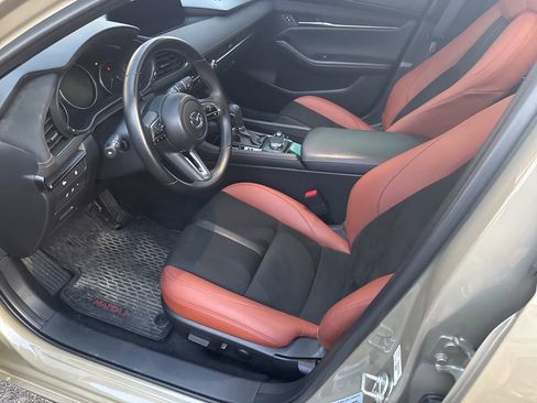 Used 2024 MAZDA MAZDA3 s image 23