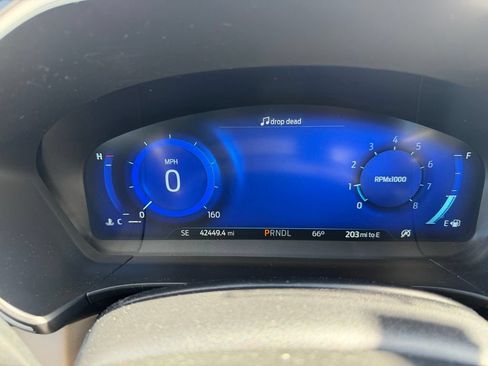Used 2022 Ford Escape SEL w/ Technology Package AWD/4WD image 7