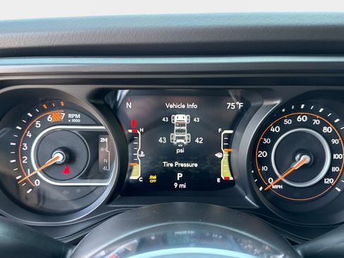 New 2026 Jeep Wrangler Unlimited Sahara AWD/4WD image 26