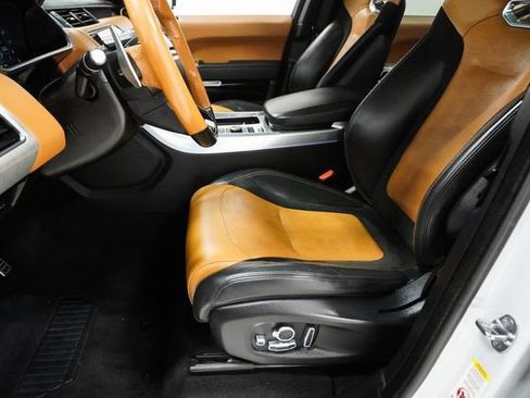 Used 2022 Land Rover Range Rover Sport SVR image 13