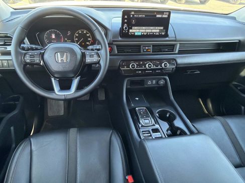 Used 2023 Honda Pilot EX-L image 6