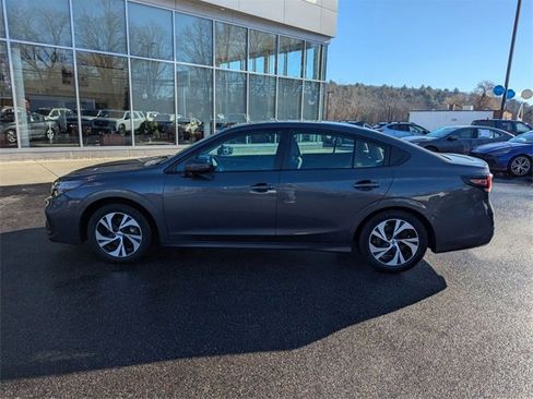 Used 2023 Subaru Legacy Premium image 4