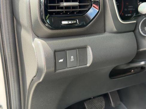 Used 2023 Honda Pilot EX-L image 17