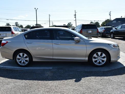 Used 2015 Honda Accord EX-L image 5