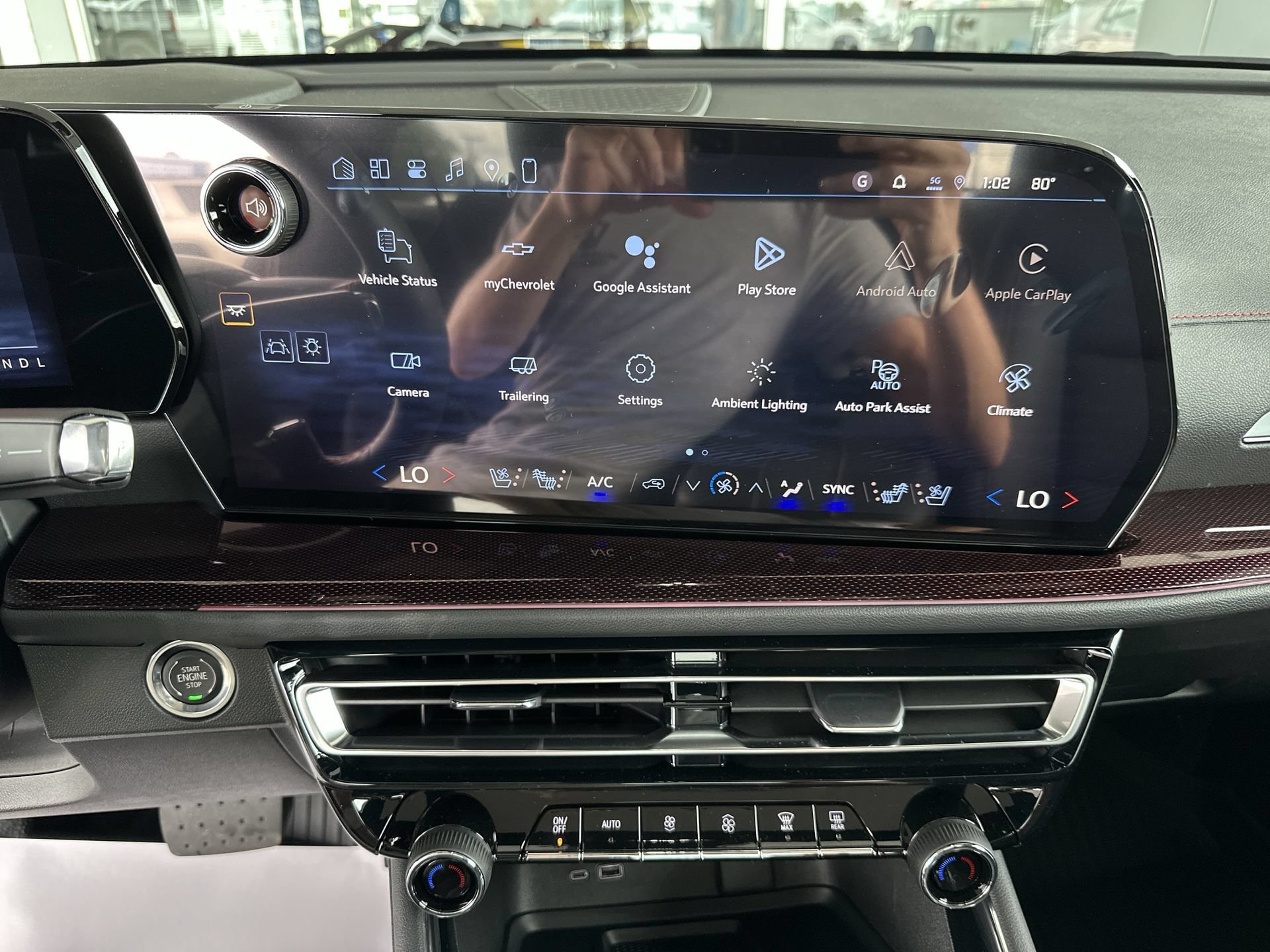 New 2026 Chevrolet Traverse RS w/ LPO, Floor Liner Package FWD image 13