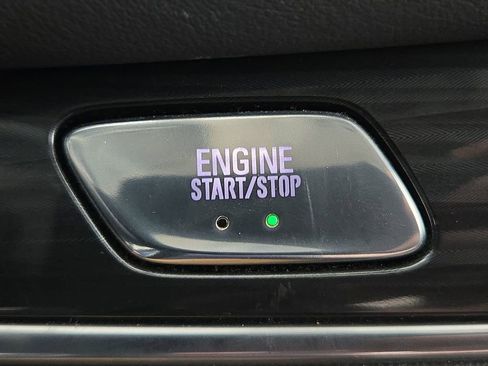 Used 2021 Buick Enclave Essence w/ LPO, Floor Liner Package image 22