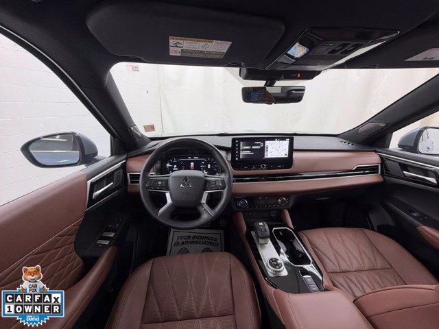 Used 2025 Mitsubishi Outlander SEL AWD/4WD image 13