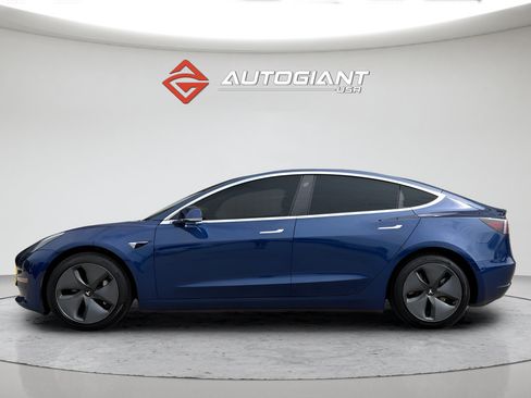 Used 2020 Tesla Model 3 Standard Range Plus RWD image 12