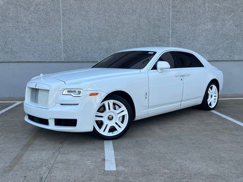 Used 2018 Rolls-Royce Ghost RWD image 1
