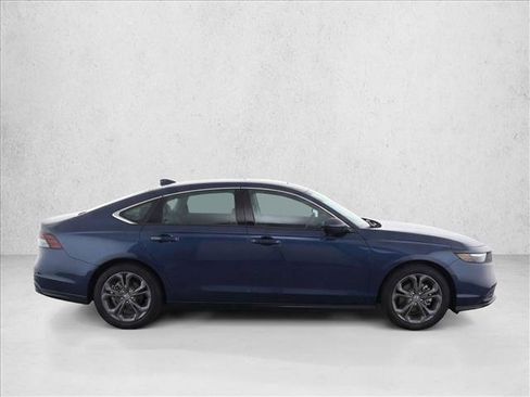 Used 2023 Honda Accord EX image 8