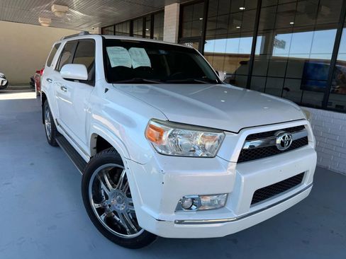 Used 2011 Toyota 4Runner SR5 image 9