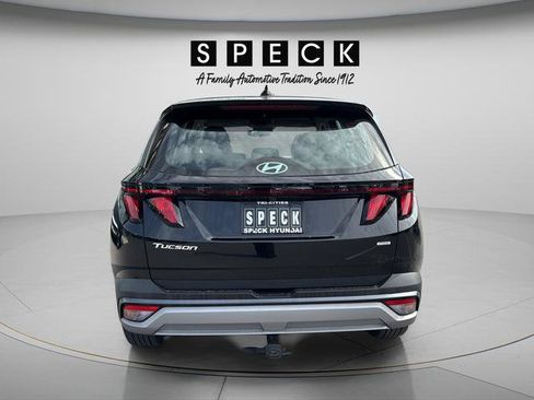 Certified 2025 Hyundai Tucson SE AWD/4WD image 3