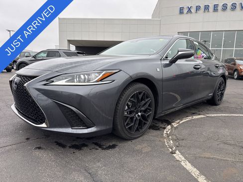 Used 2022 Lexus ES 300h F Sport w/ Accessory Package 2 image 1