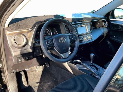 Used 2014 Toyota RAV4 LE image 12