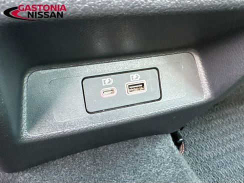 Used 2023 Nissan Altima 2.5 SR w/ SR Premium Package FWD image 34