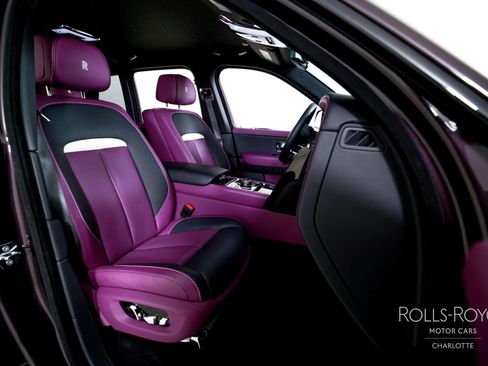 Certified 2025 Rolls-Royce Cullinan Black Badge image 27