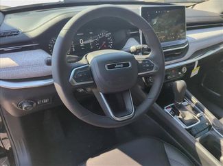 New 2024 Jeep Compass Latitude video 3