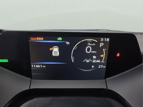 Certified 2025 Toyota Prius LE FWD image 19