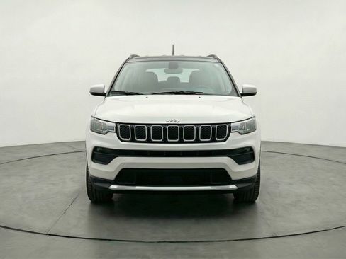 Used 2025 Jeep Compass Limited image 2