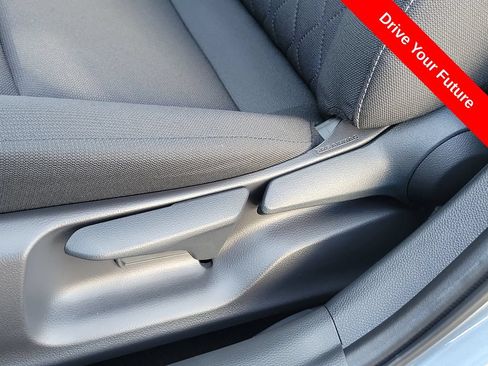 Used 2026 Toyota Corolla LE FWD image 15