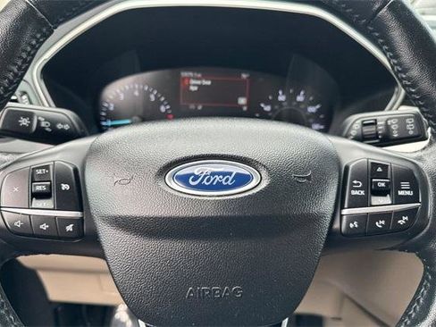 Used 2020 Ford Escape SEL image 24