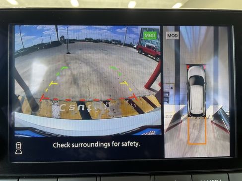 Certified 2025 Nissan Rogue SV image 8