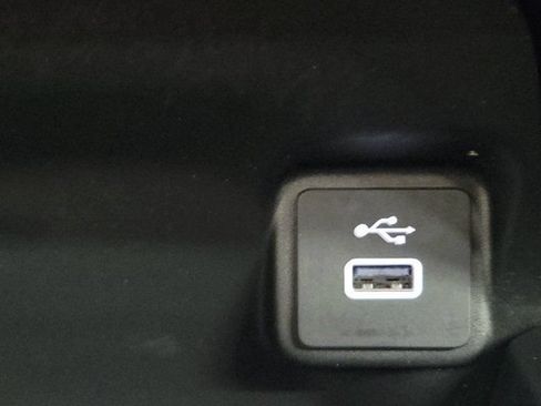 Certified 2025 Honda HR-V Sport image 28
