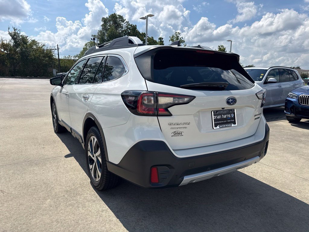 Used 2022 Subaru Outback Touring AWD/4WD image 3