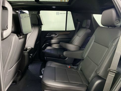 New 2026 GMC Yukon Denali w/ Denali Reserve Package AWD/4WD image 22