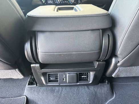 Certified 2025 GMC Sierra 1500 SLT AWD/4WD image 21