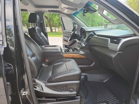 Used 2018 Chevrolet Tahoe Premier RWD image 40