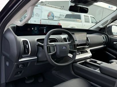 New 2027 Ford Expedition Max Platinum w/ Driver's Package