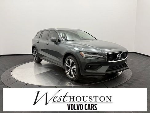 New 2026 Volvo V60 B5 Cross Country Plus w/ Protection Package Premier image 1