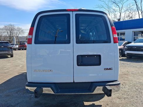 Certified 2024 GMC Savana 2500 w/ Driver Convenience Package RWD image 5