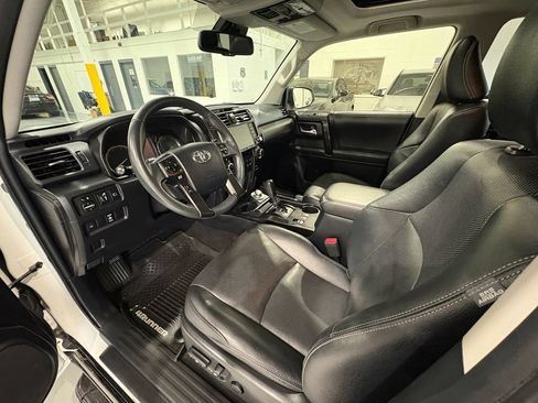 Used 2020 Toyota 4Runner Nightshade AWD/4WD image 10
