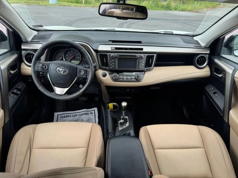 Used 2013 Toyota RAV4 Limited AWD/4WD image 9