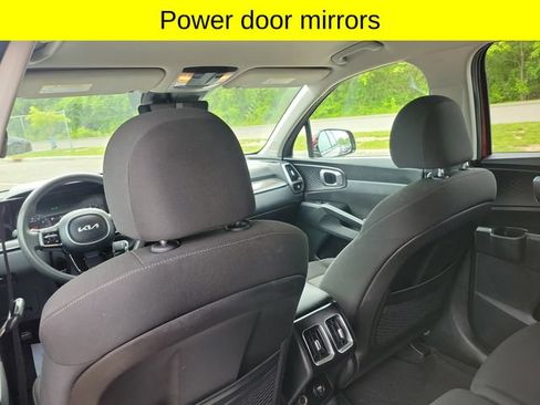 Used 2023 Kia Sorento LX AWD/4WD image 27