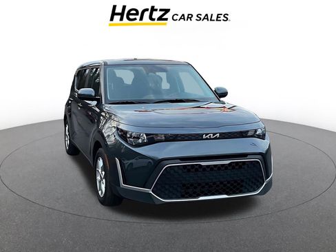 Used 2025 Kia Soul LX w/ LX Technology Package image 1