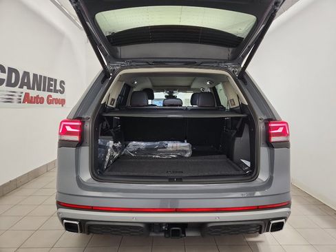 New 2026 Volkswagen Atlas Peak Edition AWD/4WD image 38