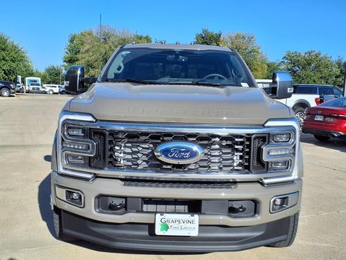 New 2026 Ford F450 Platinum w/ Platinum Plus Package AWD/4WD image 2